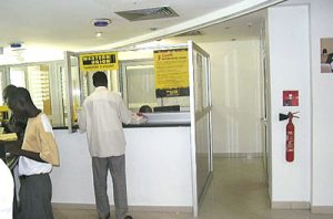 Western Union Abidjan perturbation