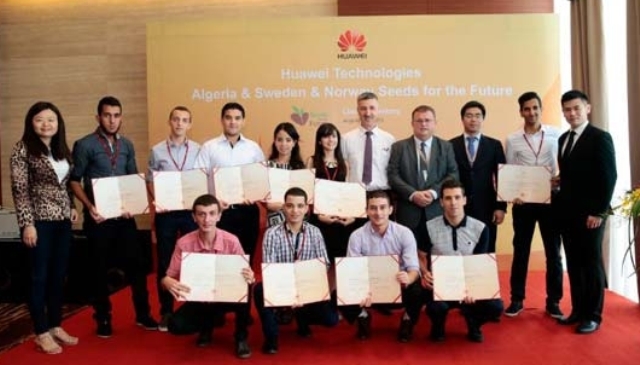 Etudiants algériens à Huawei